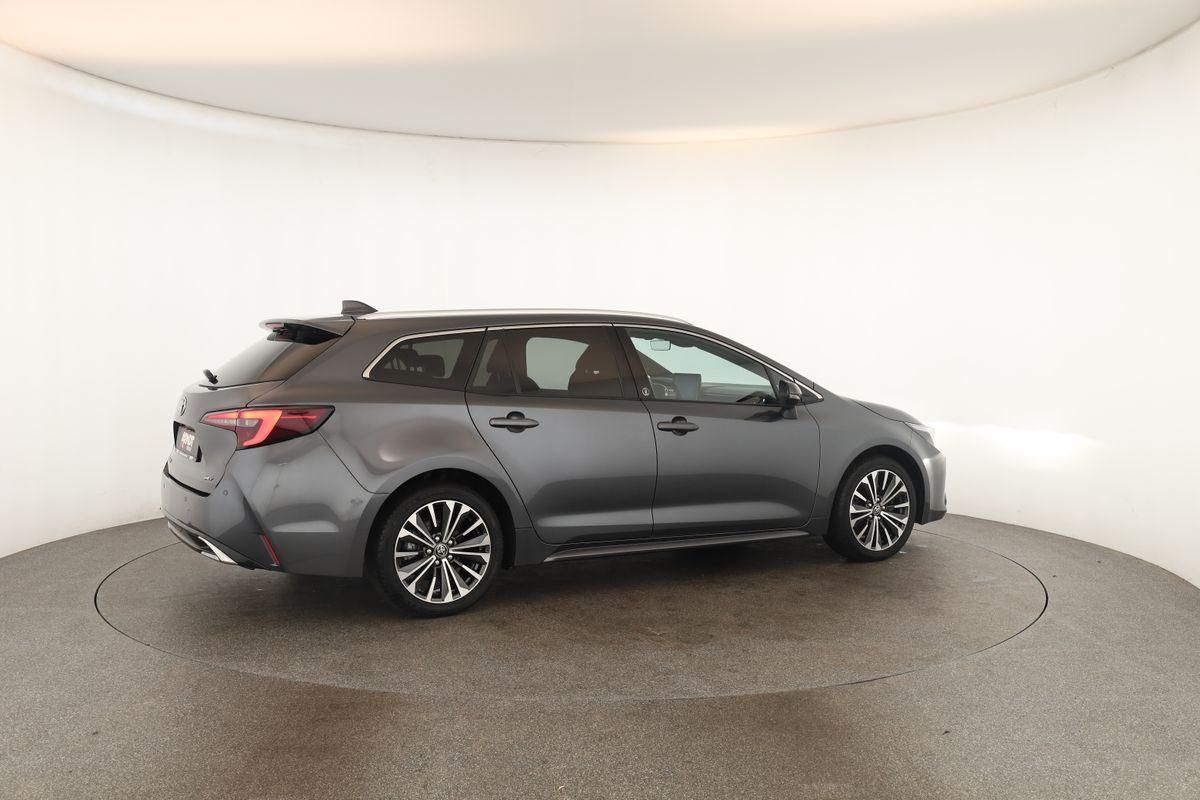 Toyota Corolla Touring Sports 2.0 CVT Team D Navi Kam