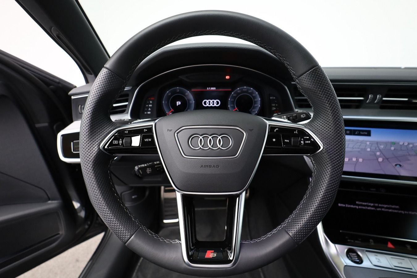 Audi A6 Avant 40 TDI quattro S line - Samsaru's Car Outlet