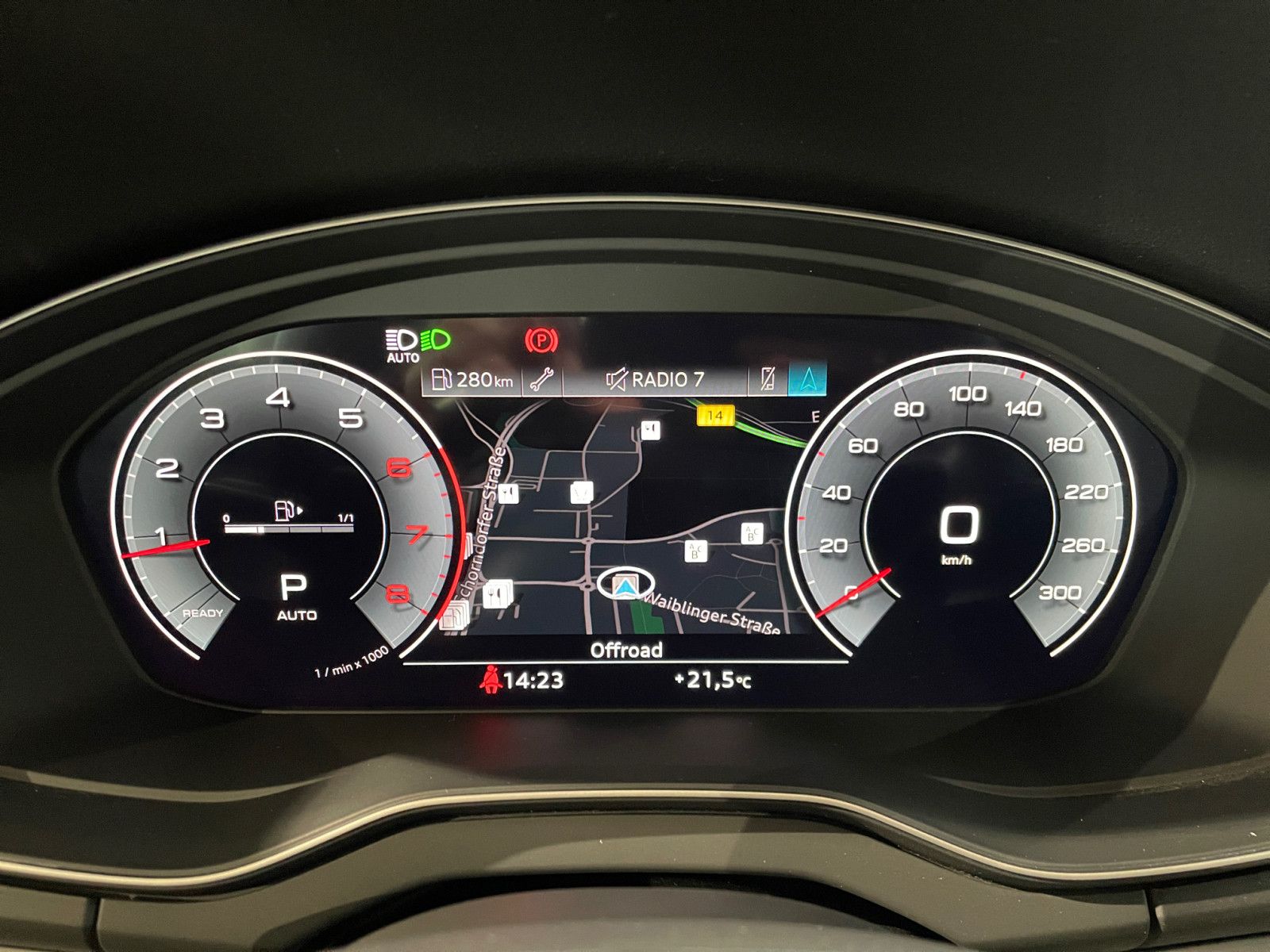 Audi Q5 40 TFSI quattro S-trc advanced - Samsaru's Car Outlet