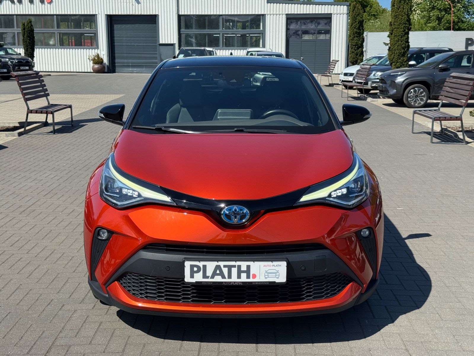 Toyota C-HR Hybrid Orange Edition - Samsaru's Car Outlet