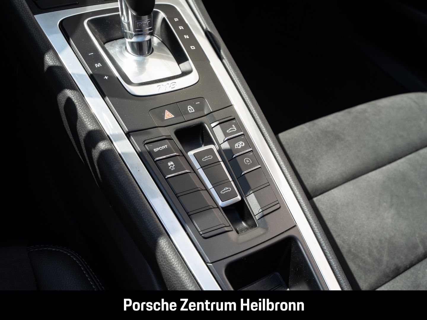 Porsche Boxster 718 S Sportabgasanlage Abstandstempomat