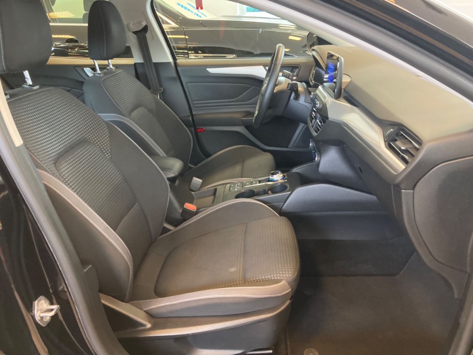 Ford Focus Turnier - Samsaru's Car Outlet