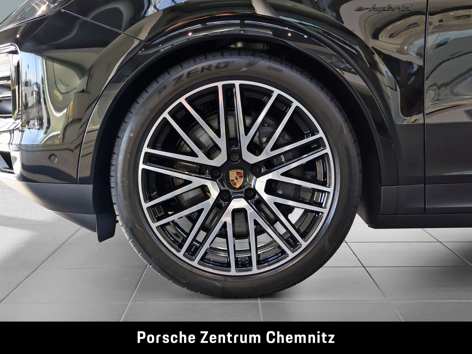 Porsche Cayenne E-Hybrid Luft;BOSE;Pano;14-Wege Sitze