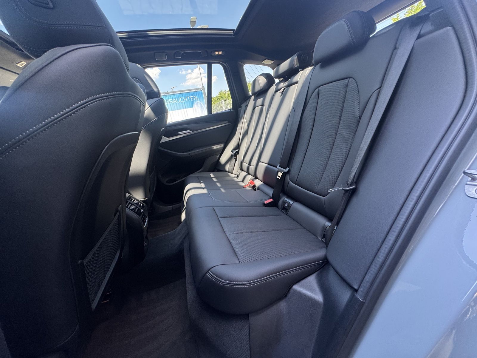 BMW X3 xDrive30e M Sport - Samsaru's Car Outlet