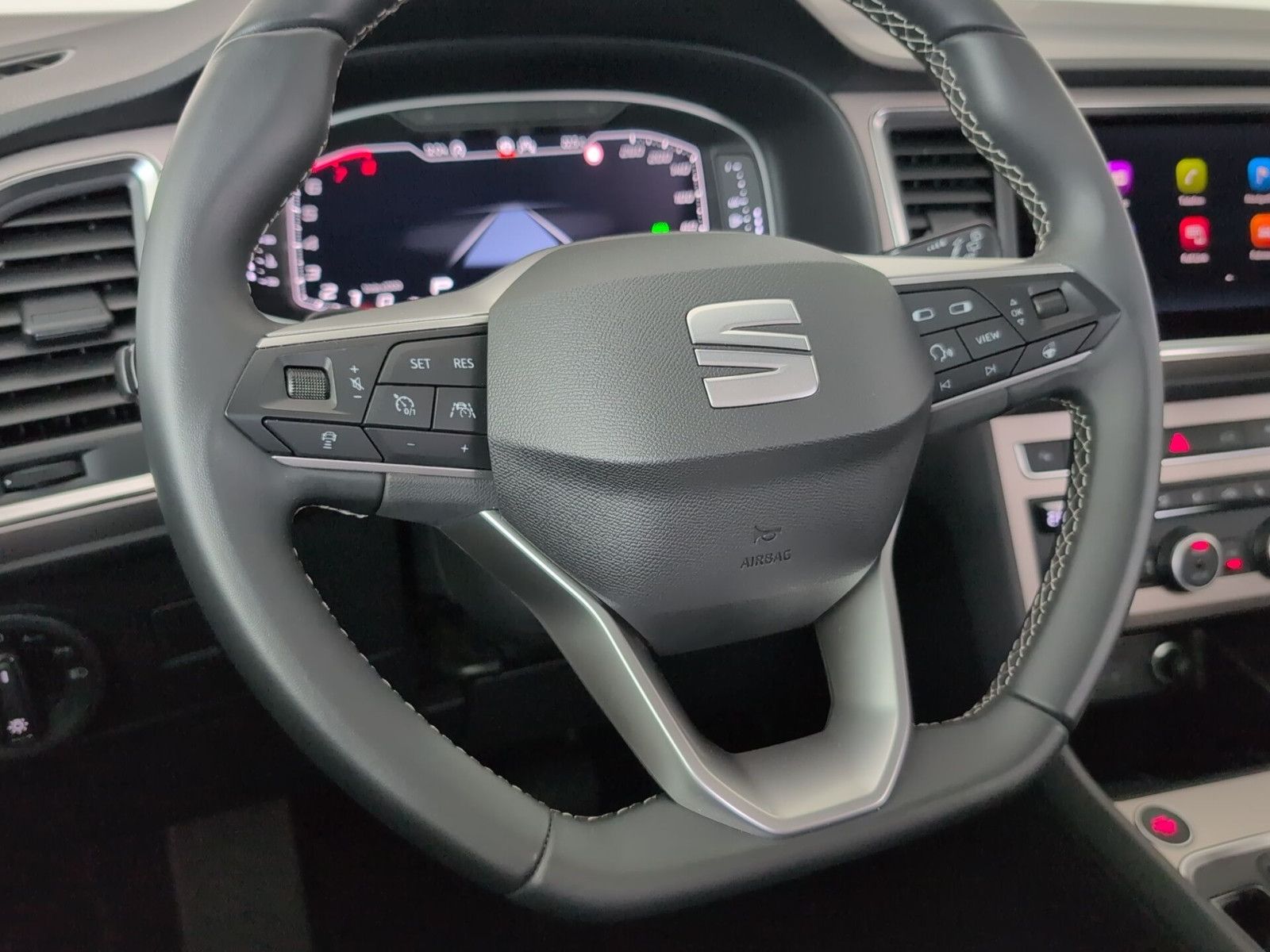 Seat Ateca 1.5 TSI DSG XPERIENCE Pa.:XL AHK-schw Navi