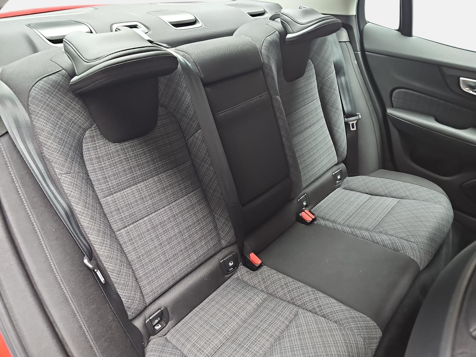 Volvo S60 B4 AUTO. CORE NAVI LED GOOGLE KAMERA LM17