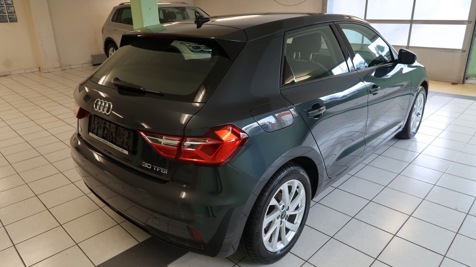 Audi A1 Sportback 1,0 TFSI advanced +RFK +APP+KlimaAT