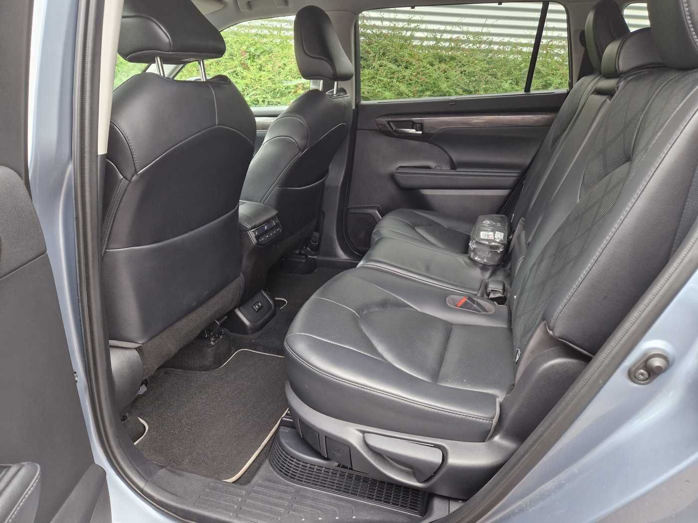 Toyota Highlander 2.5 Hybrid Luxury