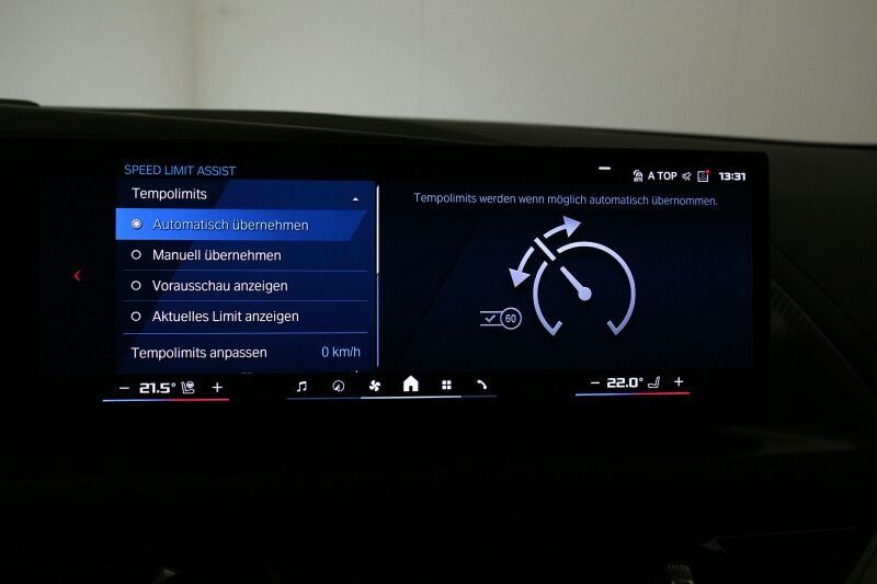 BMW XM 50e NP 152539.- AHK Massage ACC Park+ B&W HuD