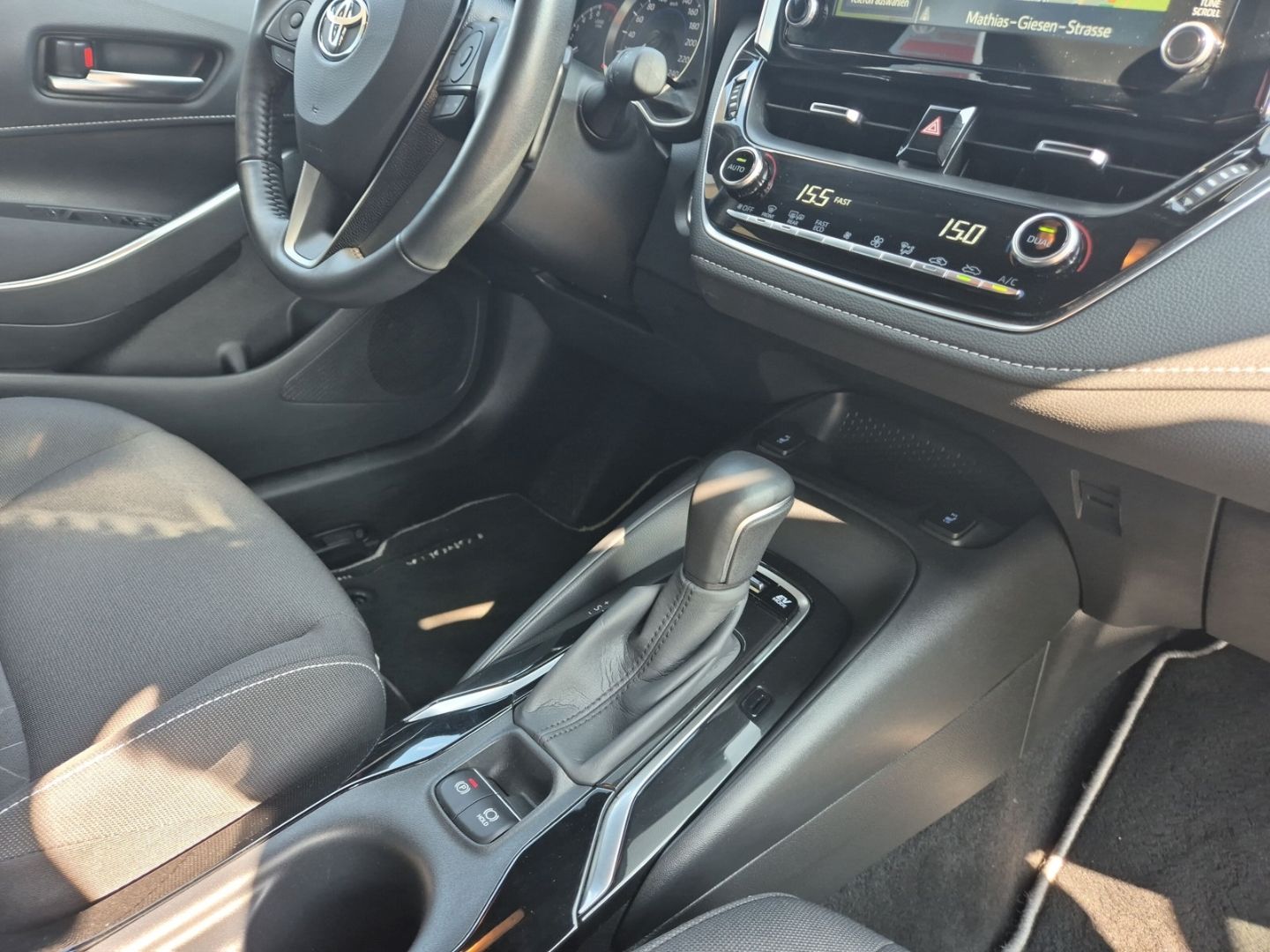 Toyota Corolla Hybrid Business Edition - Samsaru's Car Outlet