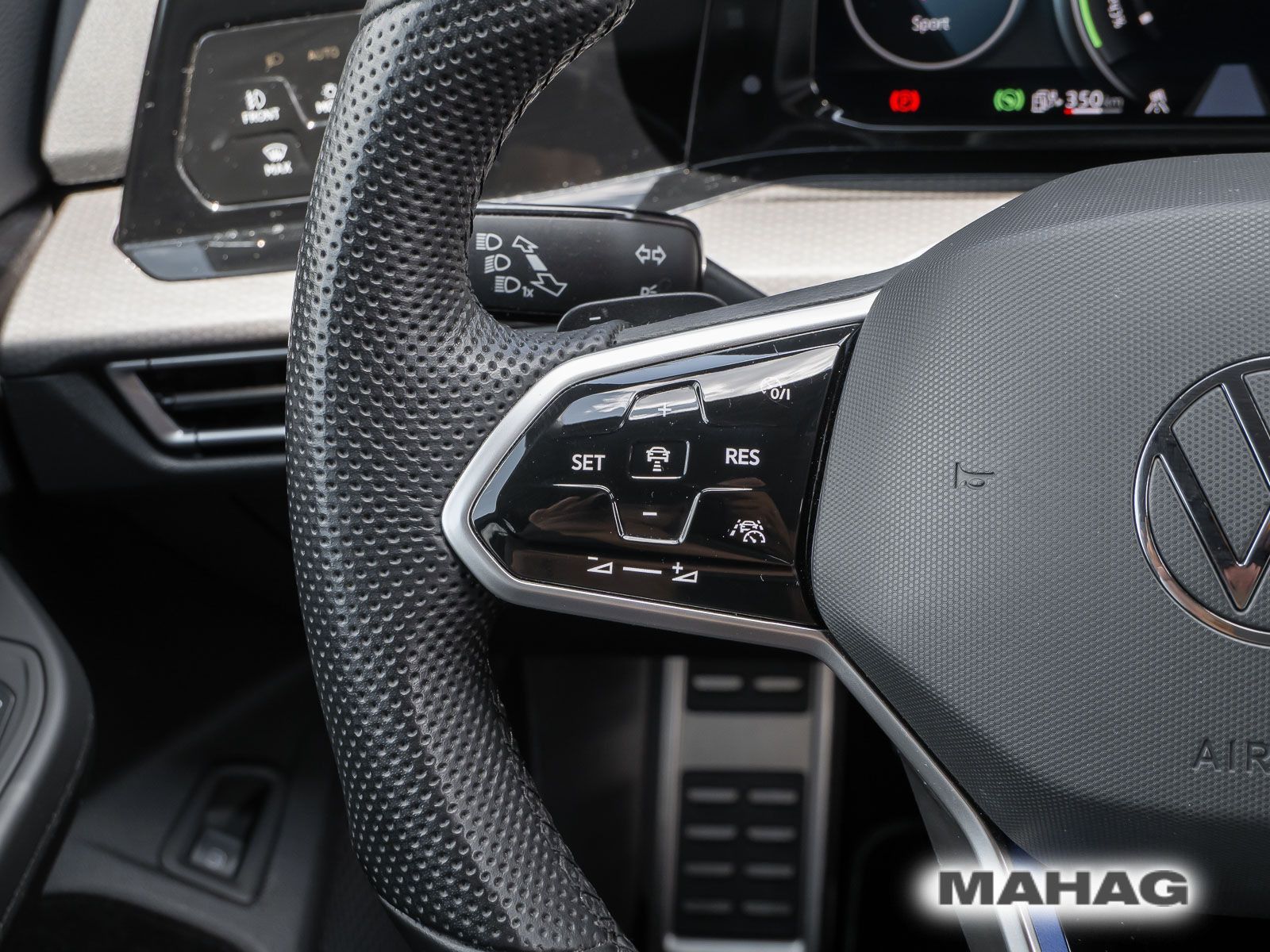 Volkswagen Golf VIII GTE 1,4 eHybrid AHK Leder LED+ Navi Pa