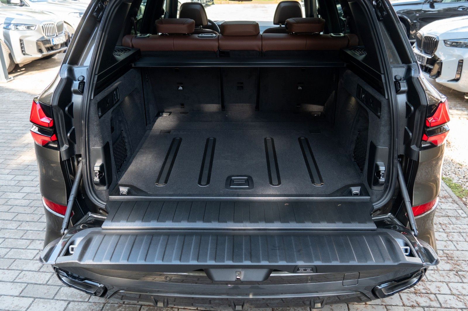 BMW X5 40d M SPORT.LUFTF.PANO.DR.ASS.PRO.H/K.AHK.22"