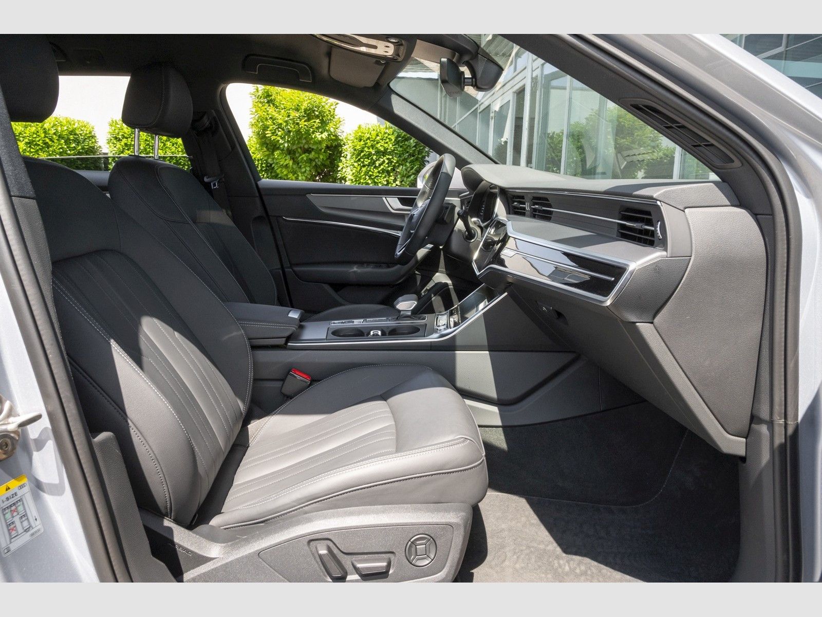 Audi A6 Avant 40 TDI S line - Samsaru's Car Outlet