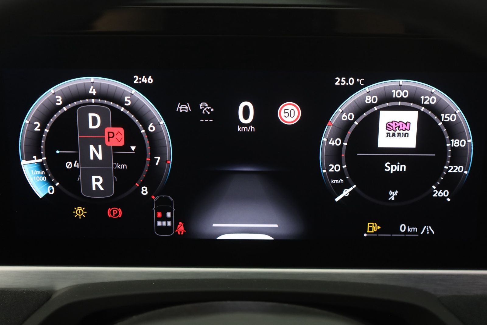 Volkswagen Passat Variant R-Line 2.0 TSI DSG Matrix Pano AH