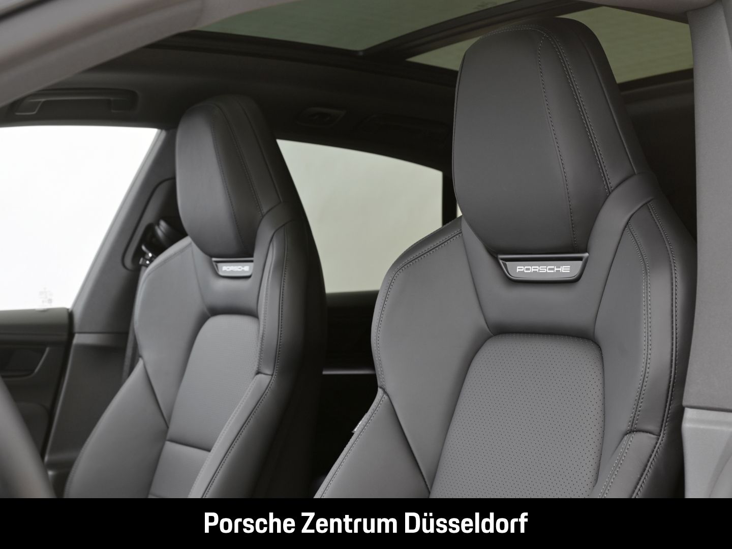 Porsche Macan 4S BOSE Luftfederung Panoramadach LED