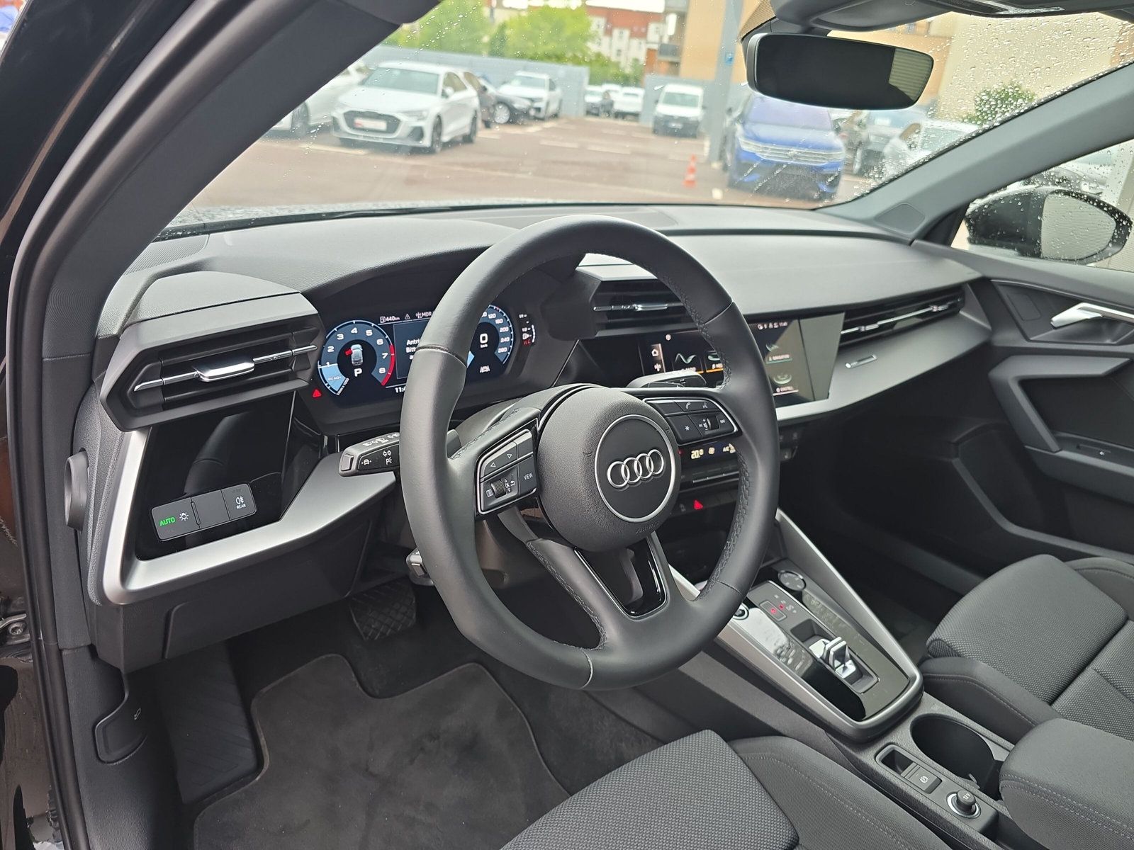 Audi A3 Sportback 30 TFSI advanced - Samsaru's Car Outlet