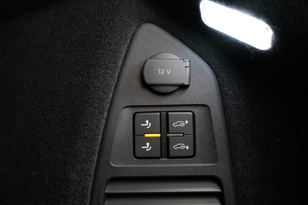 Volkswagen Touareg 3.0TDI R-Line BlackStyle Offroad HuD 360