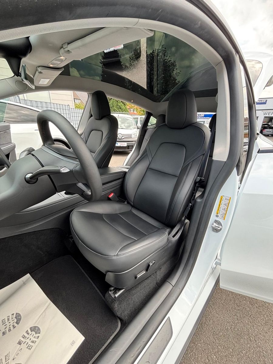 Tesla Model Y Long Range Dual AWD # +AHK # incl. MWST.