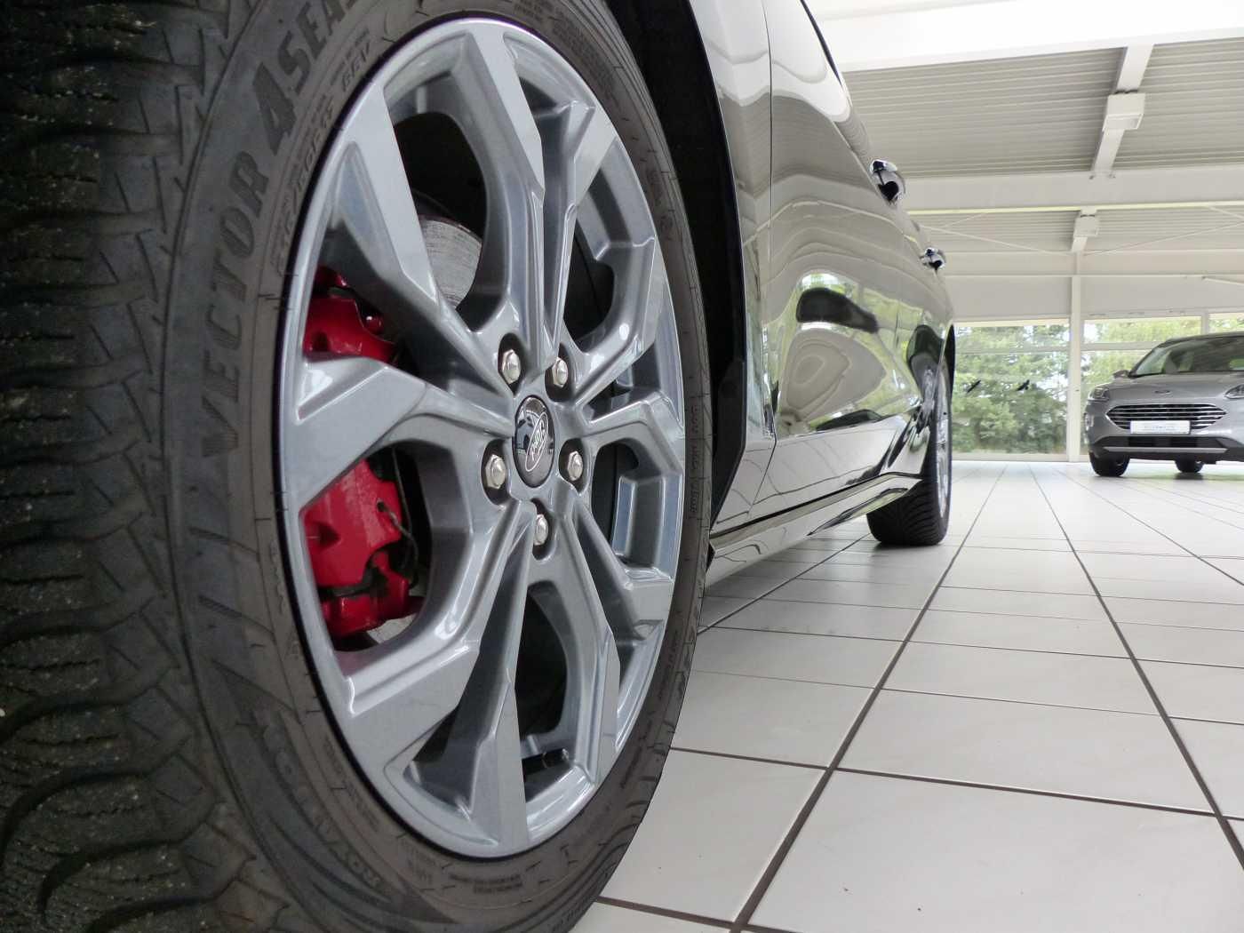 Ford Focus Turn. 1.0 EcoBoost MHEV Autom. ST-Line X