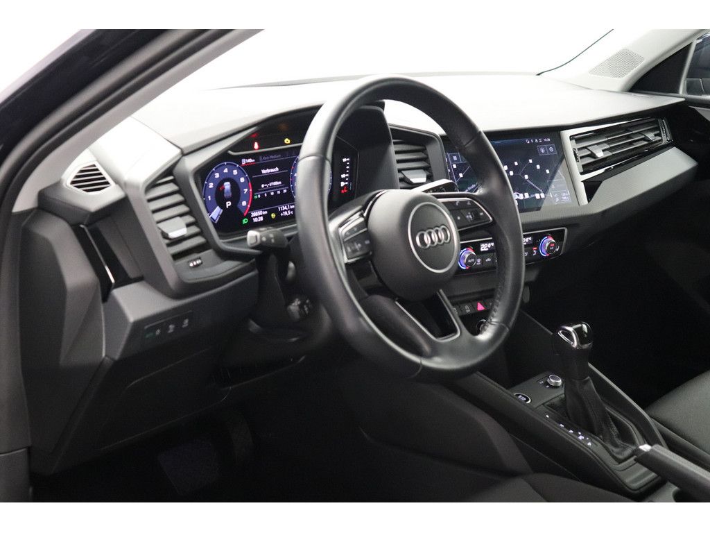 Audi A1 30 citycarver 1.0.TFSI S-tronic Standheizung
