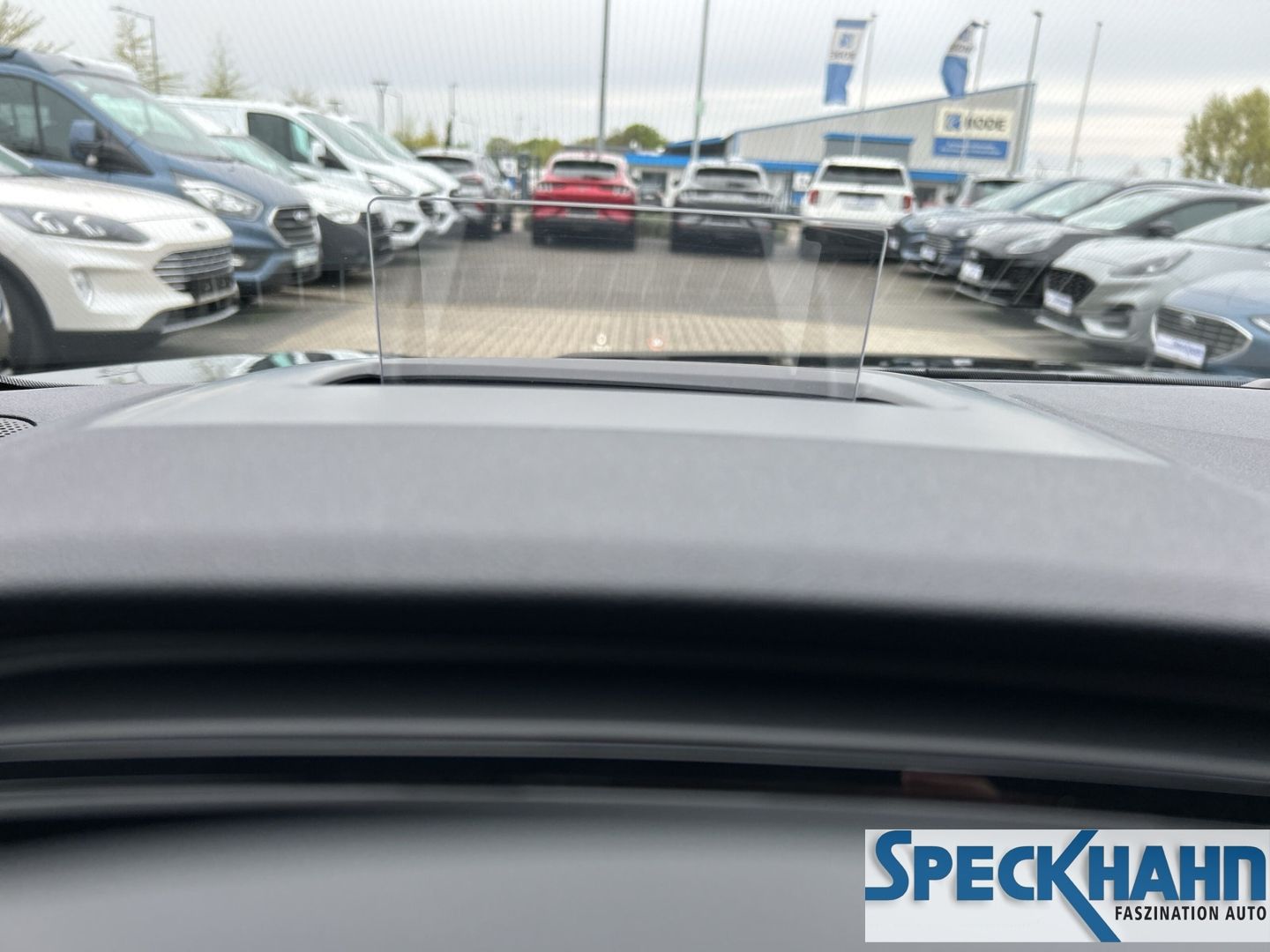 Ford Kuga ST-Line 2.0 EcoBlue AT - Samsaru's Car Outlet