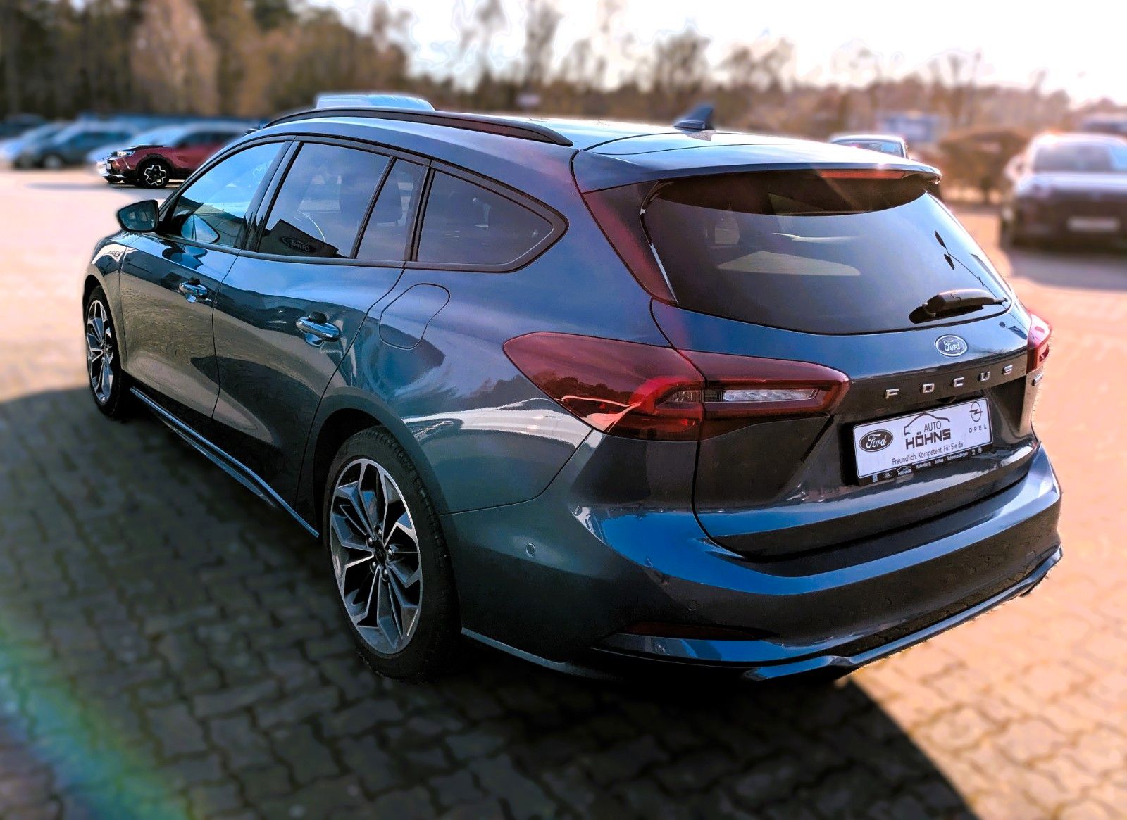 Ford Focus Turnier ST-Line Vignale*LEDER*NAVI*ACC*B&O