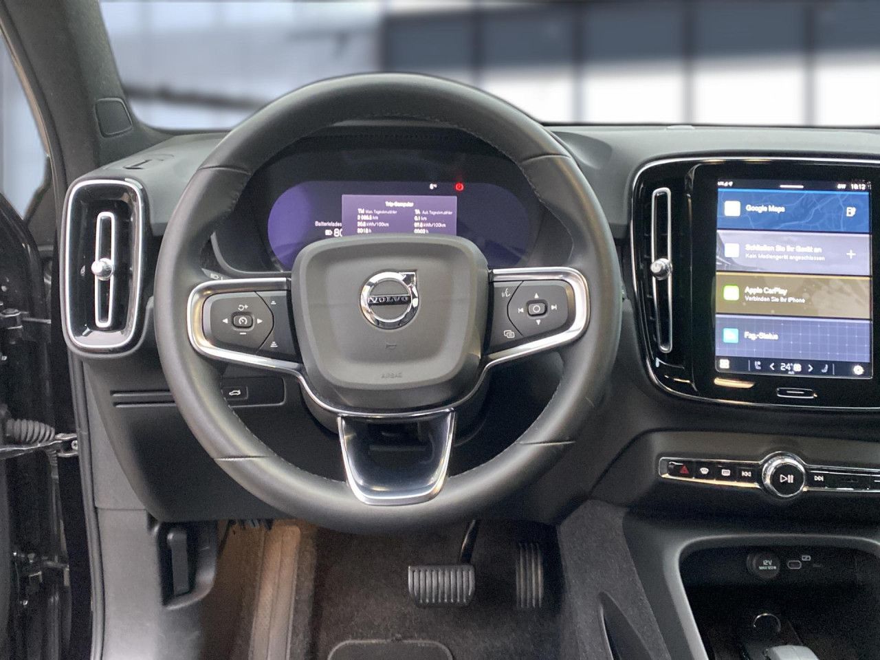 Volvo XC 40 Plus Recharge Pure Electric 2WD Bluetooth