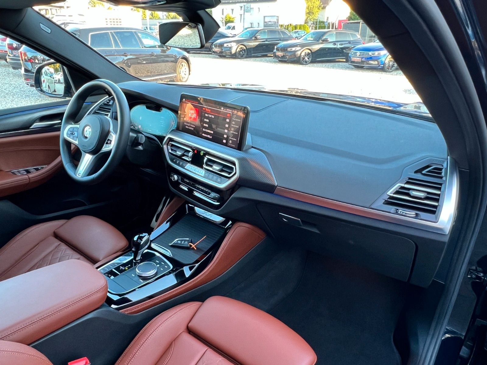 BMW X4 M Sport 30d xDrive*ACC*Pano*Laser*HUD*AHK*CAM