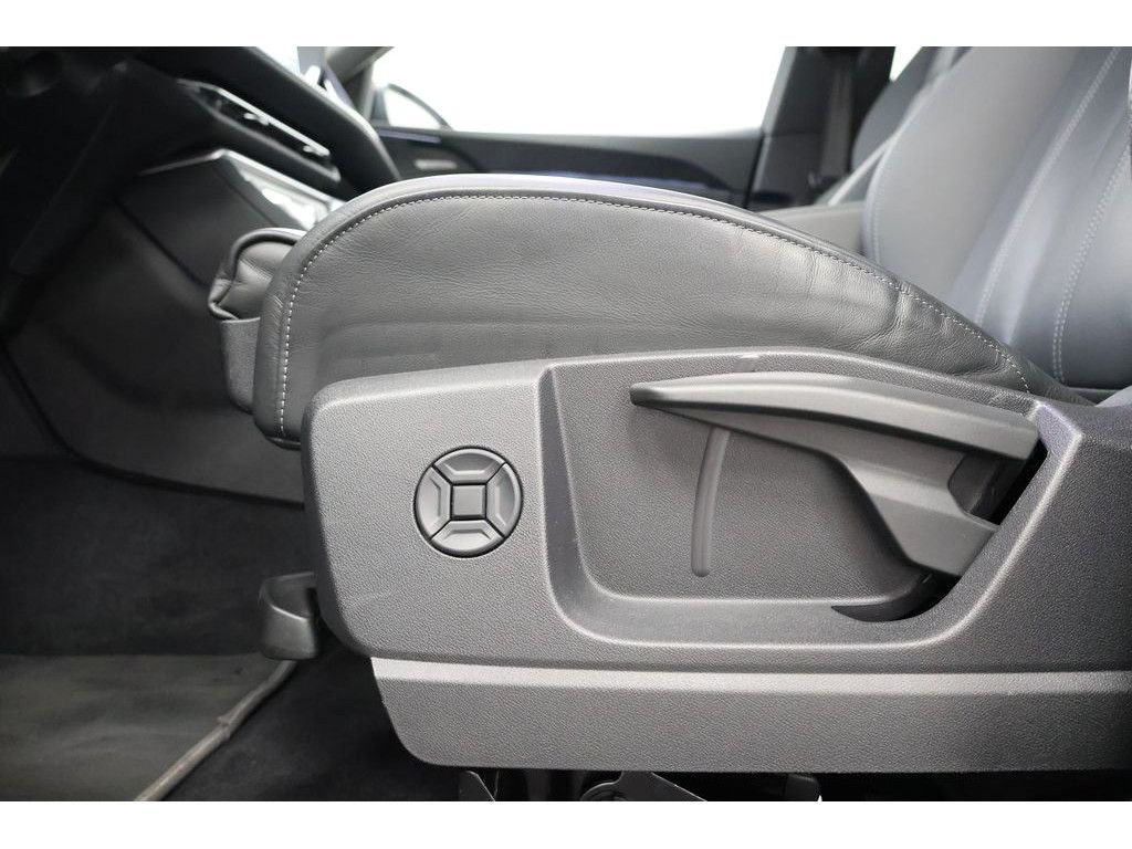 Audi Q5 2.0 TDI quattro S-line S-tronic,Navi,LED,AHK