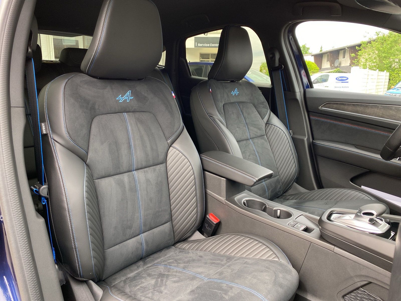 Renault Arkana ESPRIT ALPINE Full Hybrid - Samsaru's Car Outlet
