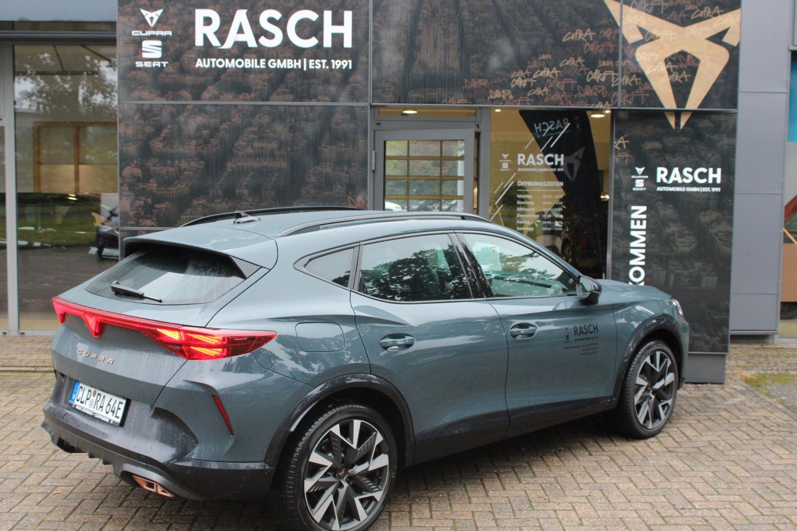 Cupra Formentor VZ 1.5 e-Hybrid DSG +AHK+360°+ACC+SHZ+