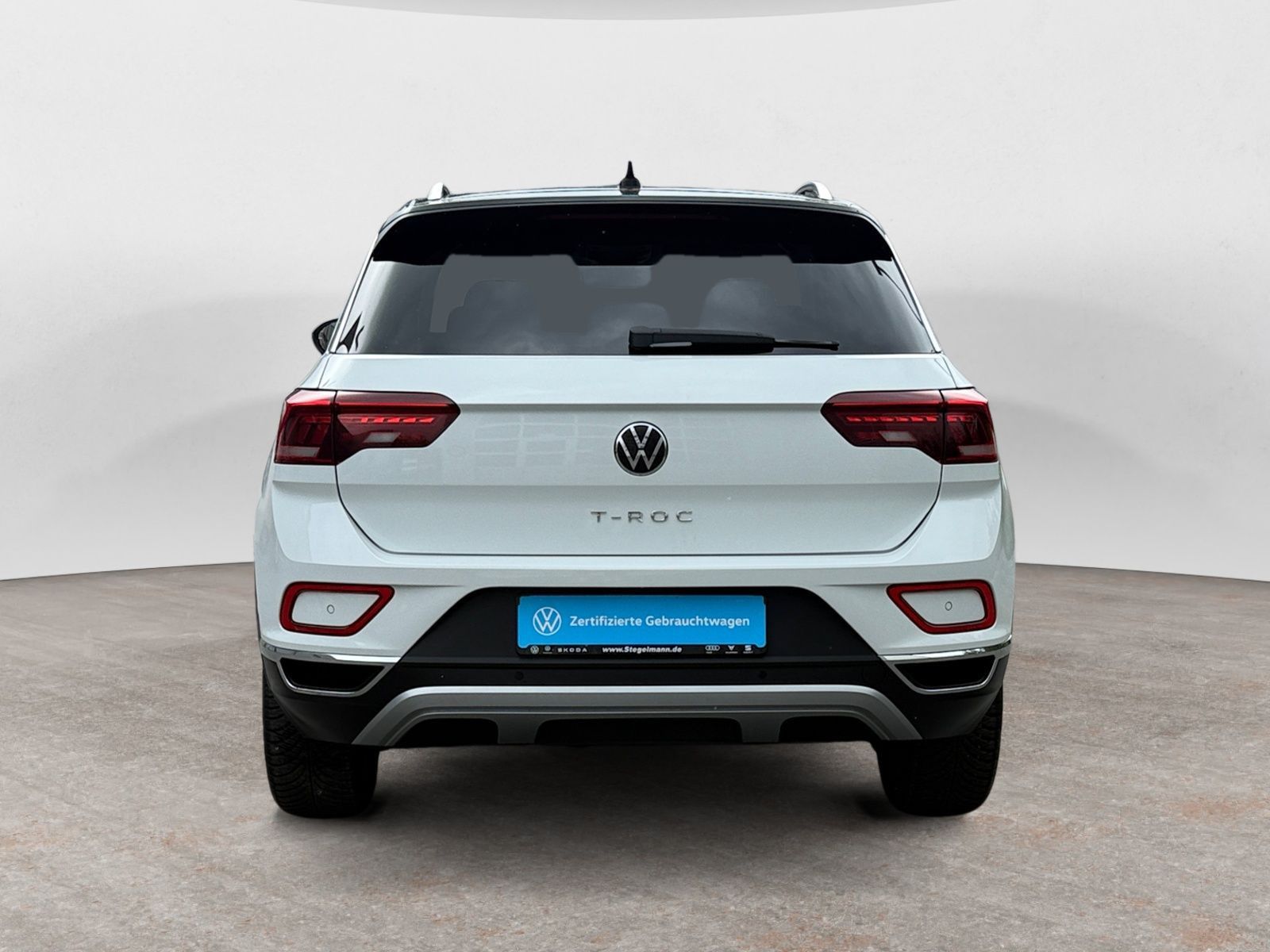 Volkswagen T-Roc 1.5 TSI DSG Facelift Style - Samsaru's Car Outlet