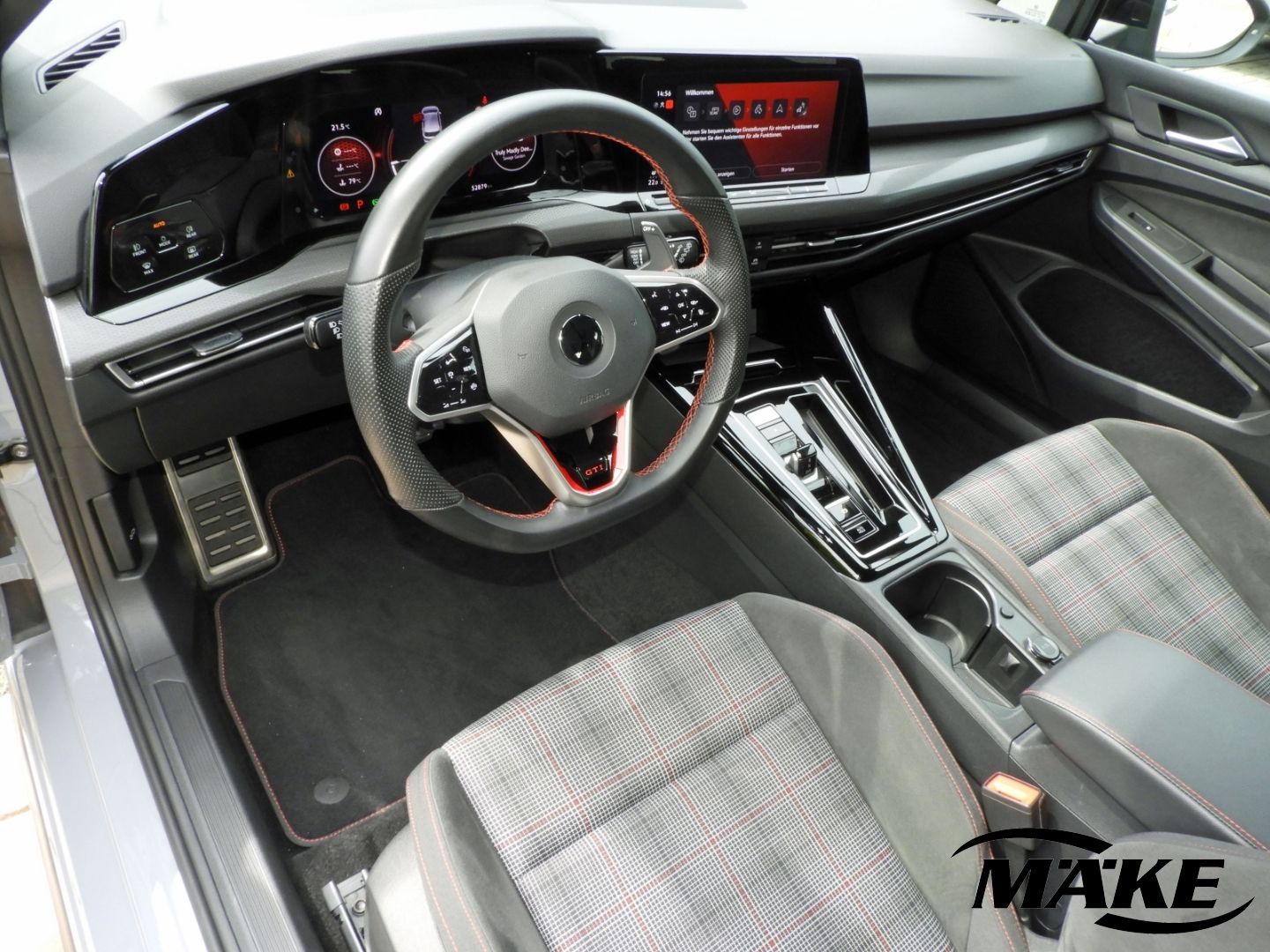 Volkswagen Golf GTI 2.0 TSI DSG BLACK - Samsaru's Car Outlet