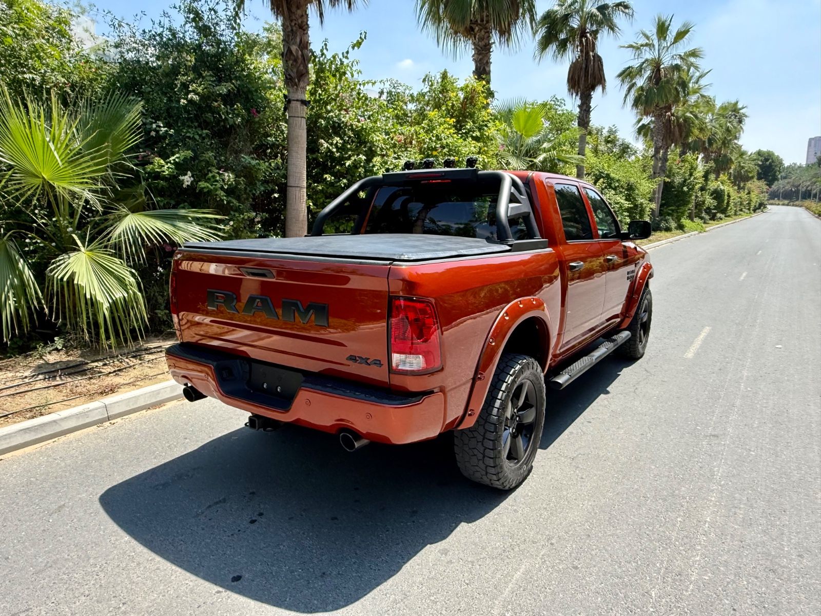Dodge LPG*V8*4X4*SPORT*AHK*ROLLBAR*OFFROAD*LIFT*GARANT
