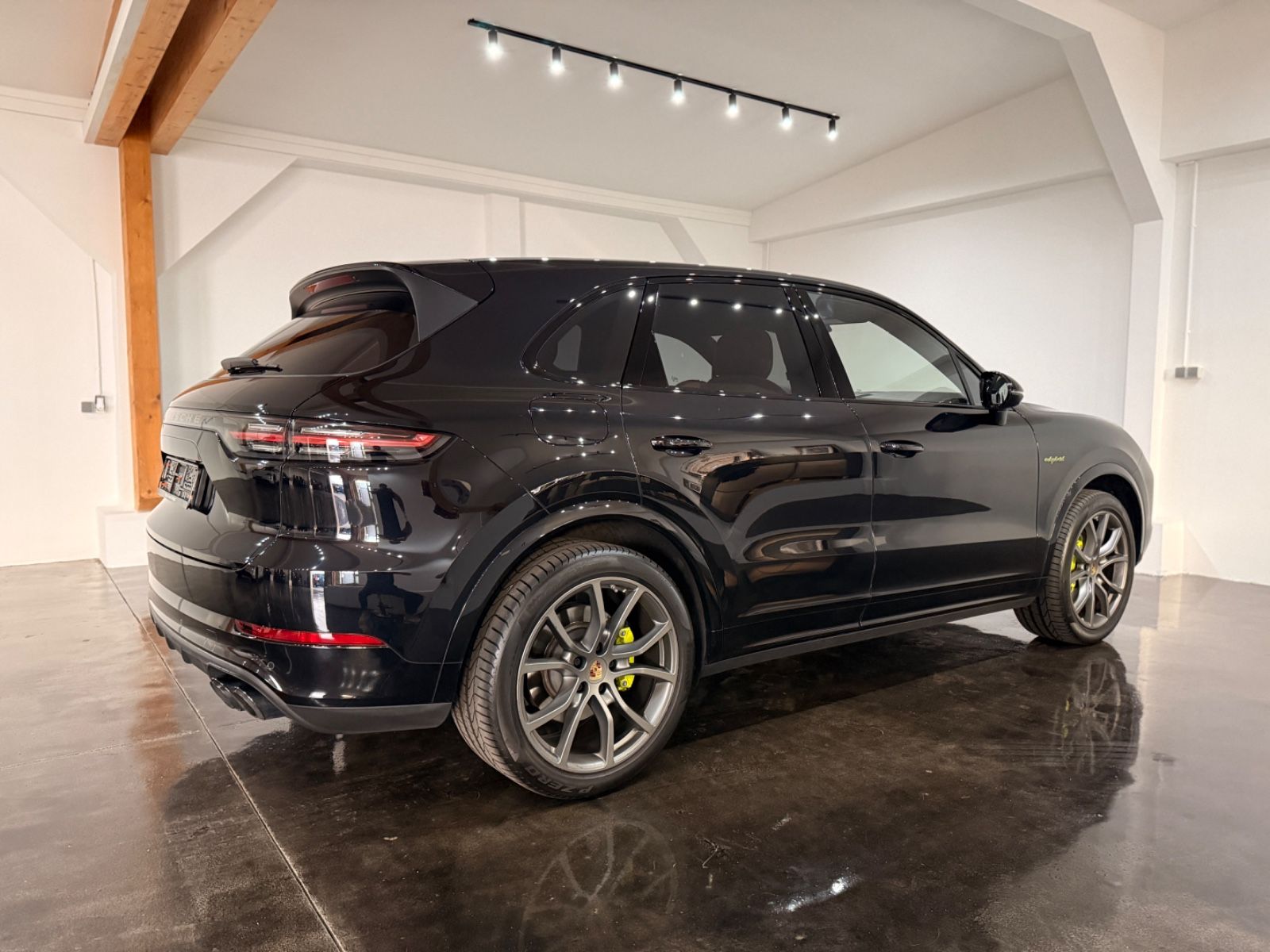 Porsche Cayenne E-Hybrid Platinum Burmester 360° Massage
