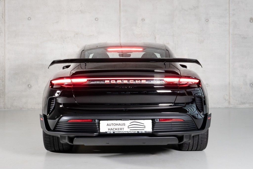 Porsche Taycan Turbo GT WEISSACH-PACKET ON STOCK!