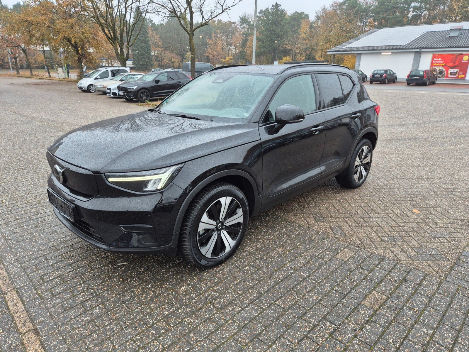 Volvo XC40 Twin Motor Plus Recharge Pure Electric AWD