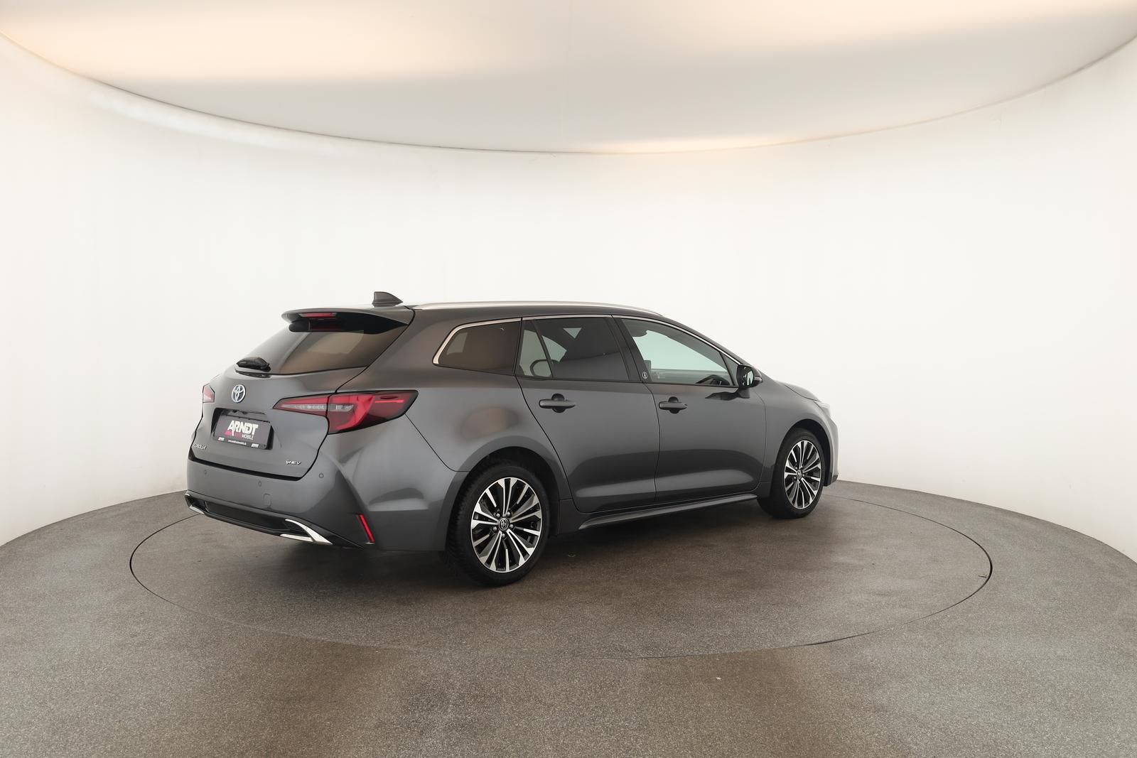 Toyota Corolla Touring Sports 1.8 CVT Team D Navi Kam