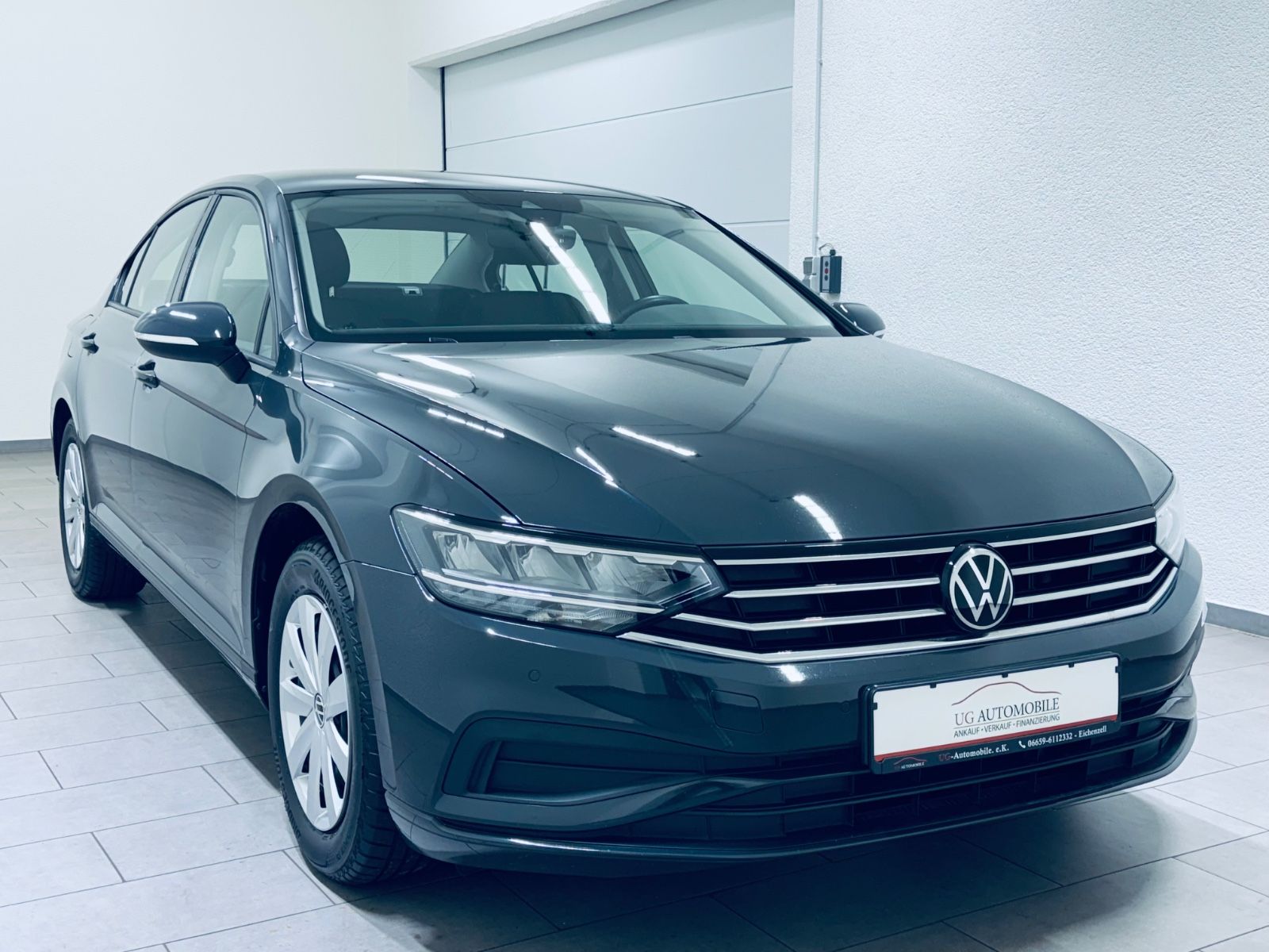 Volkswagen Passat Lim. 2.0 TDI - Samsaru's Car Outlet