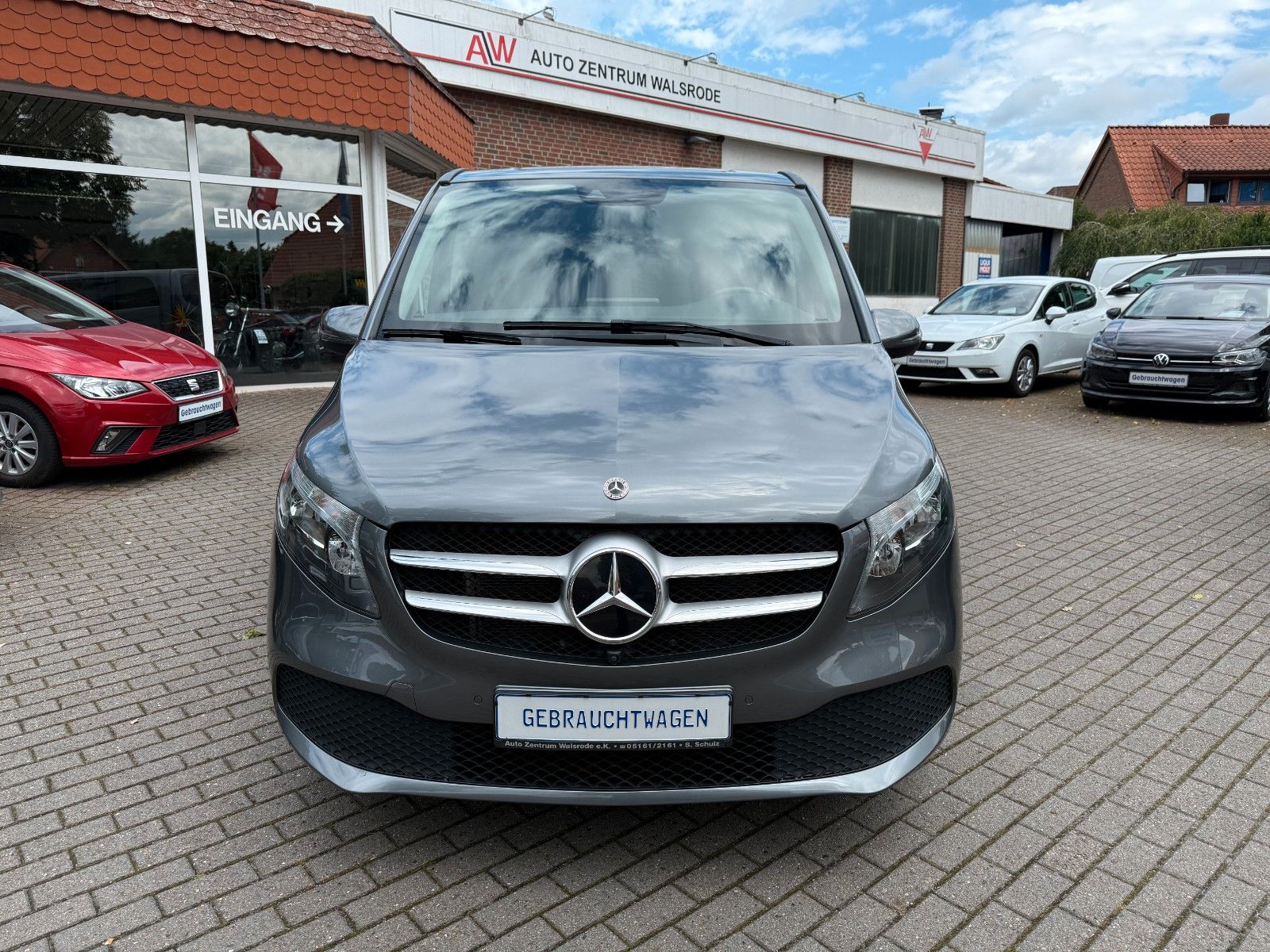 Mercedes-Benz V250 d - Samsaru's Car Outlet