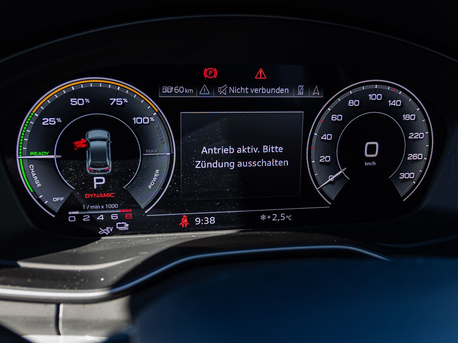 Audi Q5 S line 55TFSIe qu Navi Matrix Standklima ACC
