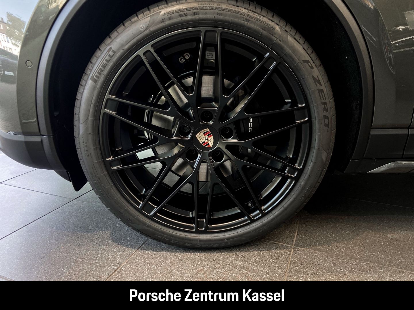 Porsche Macan Electric 4 Matrix LED