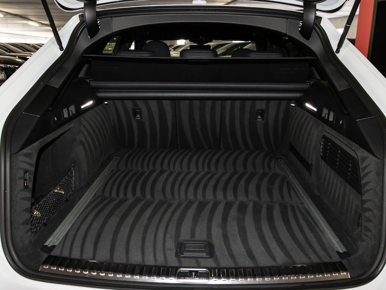 Audi A6 Avant Sport 45 TFSI quattro S line Head Up