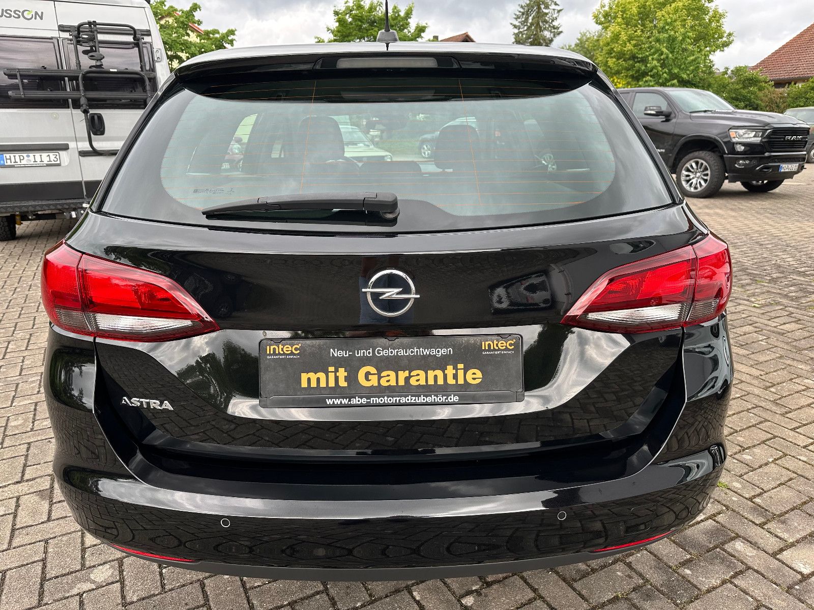 Opel Astra K 1.4 Turbo Sports Tourer Edition - Samsaru's Car Outlet