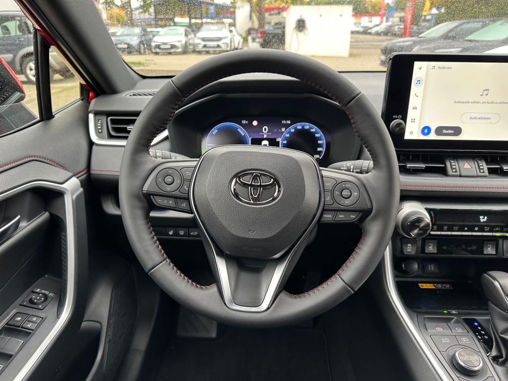 Toyota RAV 4 Plug-in-Hybrid Teamplayer (XA5)
