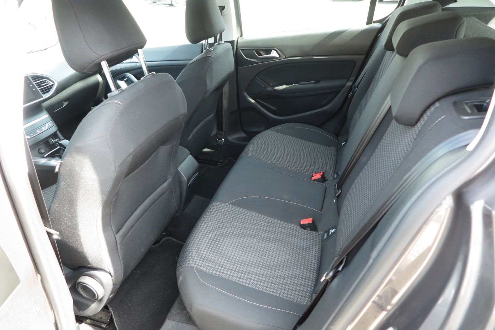 Peugeot 308 Active - Samsaru's Car Outlet