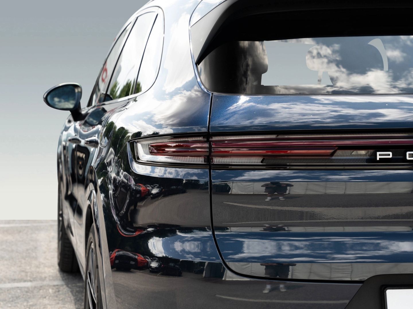 Porsche Cayenne E-Hybrid BOSE AHK 14 Wege Sitze 21 Zoll