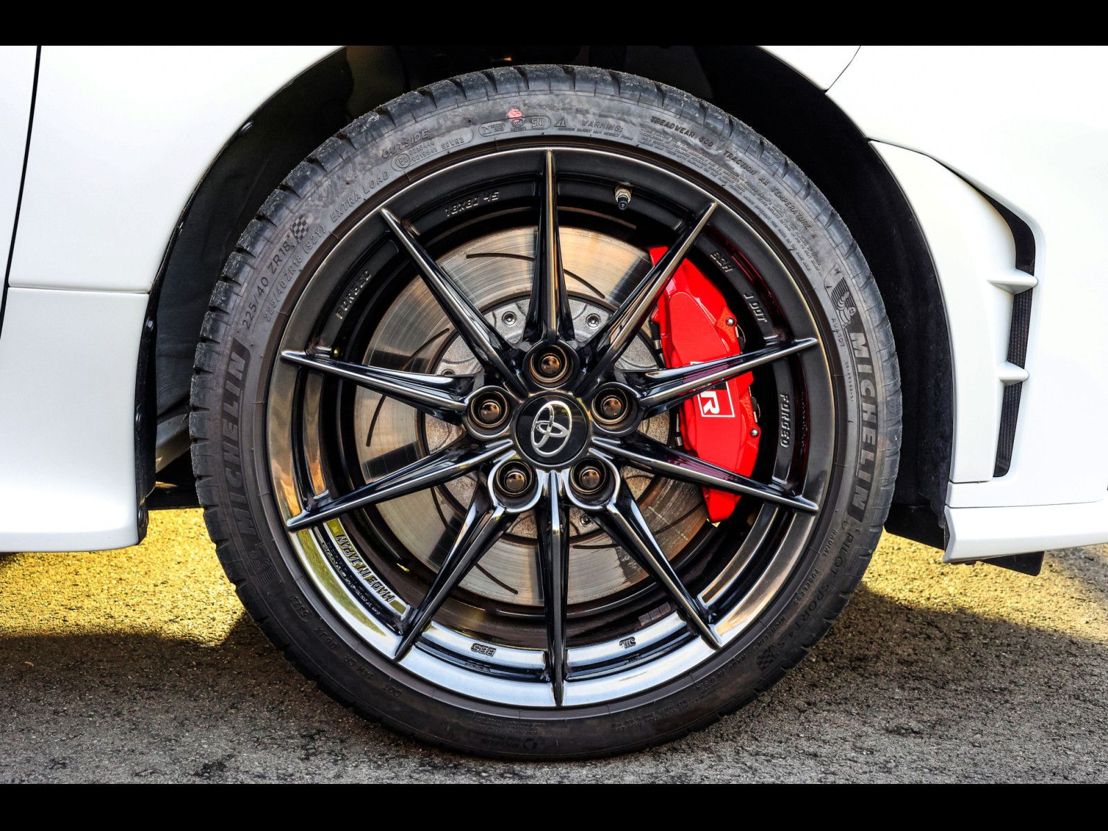 Toyota Yaris GR-FOUR AUTO°CARPLAY°KAM°JBL°ACC