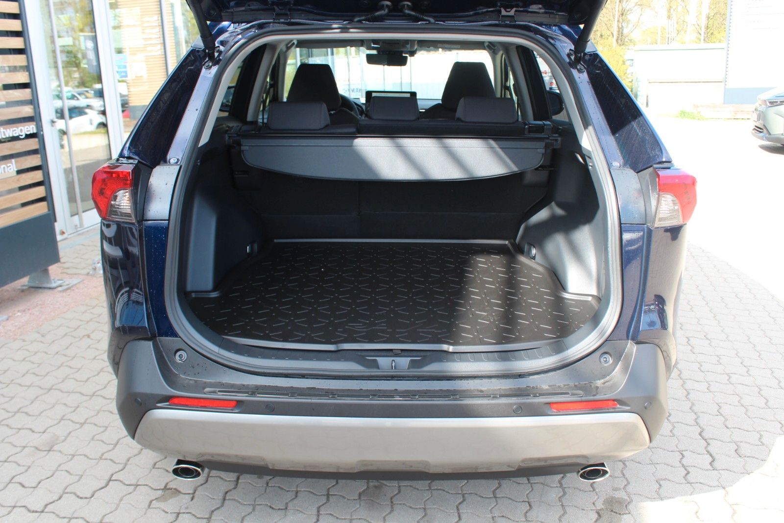 Toyota RAV4 2.5 Hybrid Teamplayer*LED*KAMERA*PDC*NAVI*