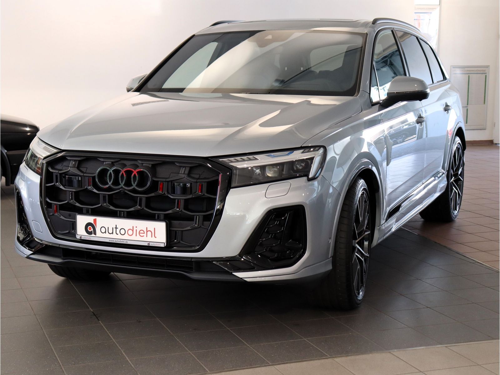 Audi Q7 3.0 TDI tiptr. S Line*Sport plus*B&O*7SItze